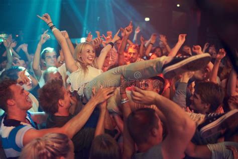 crowd surfing porn|Crowd Surf Porn Videos 